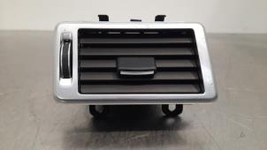 Gebruikte Luchtrooster Dashboard Landrover Discovery Sport (LC) 2.0 TD4 150 16V Prijs € 36,30 Inclusief btw aangeboden door Autohandel Didier