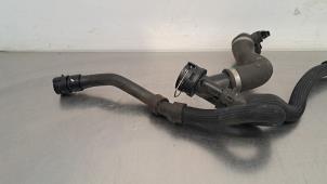 Gebruikte Koelwaterslang Landrover Discovery Sport (LC) 2.0 TD4 150 16V Prijs € 42,35 Inclusief btw aangeboden door Autohandel Didier