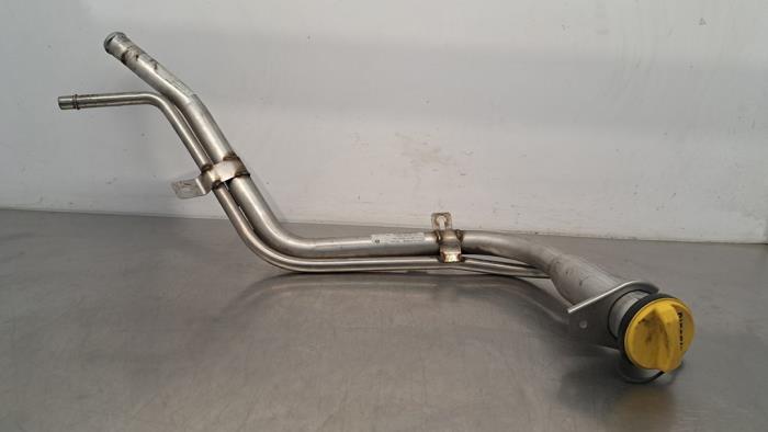 Fuel tank filler pipe Landrover Discovery