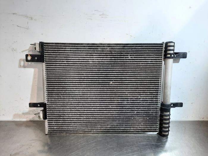 Condensateur clim Peugeot 5008 Condensateur clim Peugeot 5008