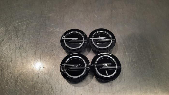 Wheel cover set Opel Astra