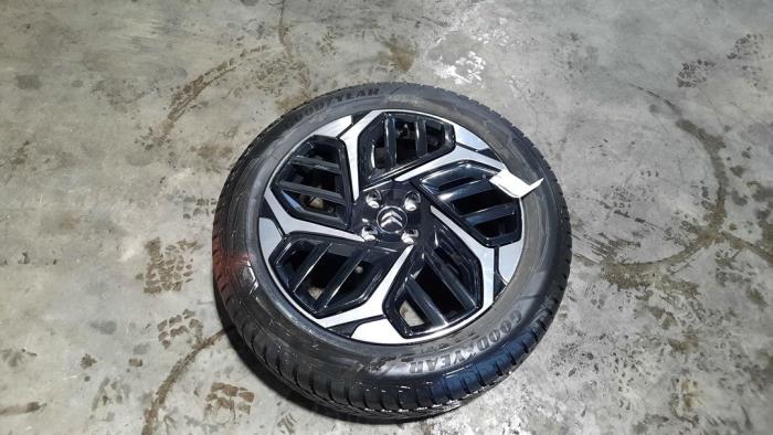 Llanta y neumático de invierno Citroen C4