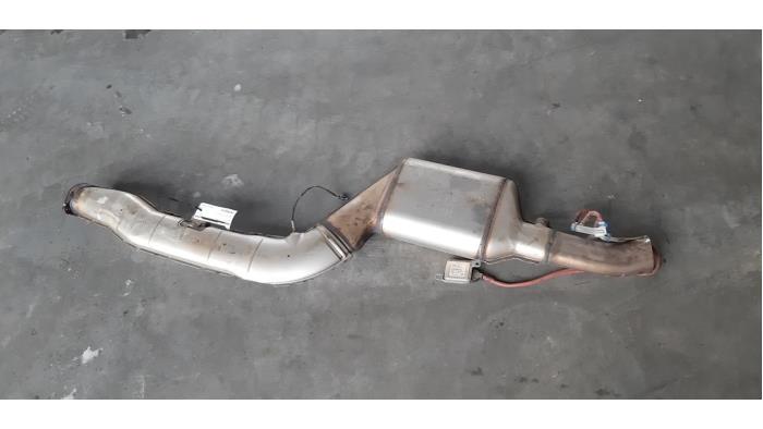 Exhaust middle silencer