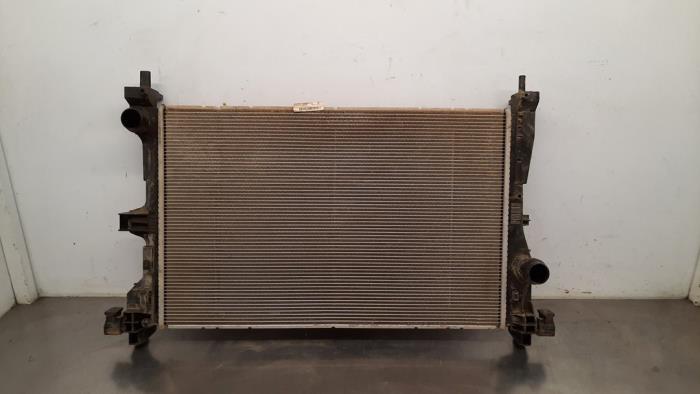 Radiateur van een Fiat 500X (334) 1.0 FireFly Turbo 114 12V 2020