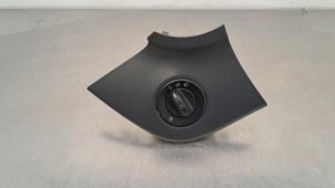 Gebruikte Schakelaar Koplamp Ihv Mercedes Citan (415.6) 1.5 109 CDI Prijs € 42,35 Inclusief btw aangeboden door Autohandel Didier