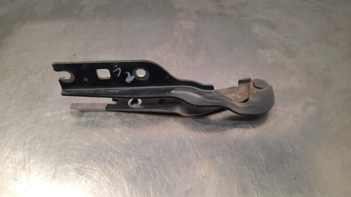 Bonnet Hinge Volkswagen Golf