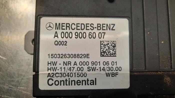 Brandstofpomp module van een Mercedes-Benz GLC (X253) 2.2 250d 16V BlueTEC 4-Matic 2016