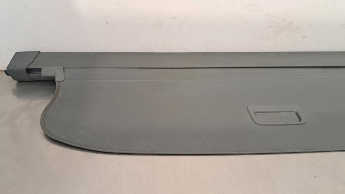 Parcel shelf