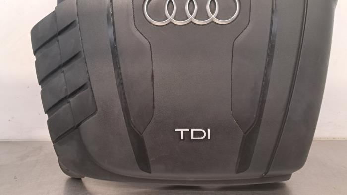 Motor Beschermplaat van een Audi A6 Avant (C7) 2.0 TDI 16V 2014