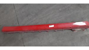 Gebruikte Afdeklijst dorpel rechts BMW 4 serie Gran Coupe (F36) 418d 2.0 16V Prijs € 133,10 Inclusief btw aangeboden door Autohandel Didier