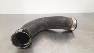 Gebruikte Intercooler Slang Mercedes Sprinter 3,5t (907.6/910.6) 319 CDI 3.0 V6 24V RWD Prijs € 54,45 Inclusief btw aangeboden door Autohandel Didier