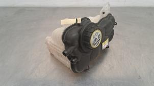 Gebruikte Expansievat Landrover Range Rover Velar (LY) 3.0 D300 AWD Prijs € 30,25 Inclusief btw aangeboden door Autohandel Didier