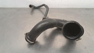 Gebruikte Intercooler Buis Landrover Range Rover Velar (LY) 3.0 D300 AWD Prijs € 60,50 Inclusief btw aangeboden door Autohandel Didier