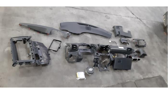 Airbag set + dashboard Toyota Yaris