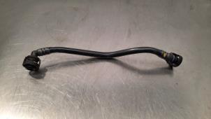 Gebruikte Koelwaterslang Ford Fiesta 6 (JA8) 1.0 SCI 12V 80 Prijs € 24,20 Inclusief btw aangeboden door Autohandel Didier