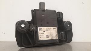 Gebruikte Radar sensor Landrover Range Rover Velar (LY) 3.0 D300 AWD Prijs € 266,20 Inclusief btw aangeboden door Autohandel Didier