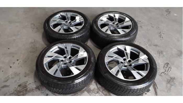 Set of wheels + winter tyres Audi E-Tron