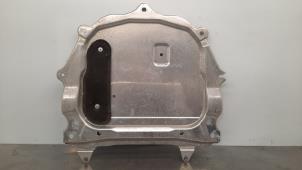 Gebruikte Motor Beschermplaat Mazda MX-5 (ND) 1.5 Skyactiv G-131 16V Prijs € 133,10 Inclusief btw aangeboden door Autohandel Didier