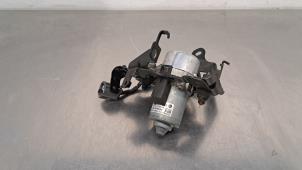 Gebruikte Vacuumpomp (Benzine) Mazda MX-5 (ND) 1.5 Skyactiv G-131 16V Prijs € 157,30 Inclusief btw aangeboden door Autohandel Didier