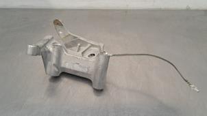 Gebruikte Motorrubber Volvo V60 II (ZW) 2.0 B5 16V Mild Hybrid Geartronic Prijs € 42,35 Inclusief btw aangeboden door Autohandel Didier