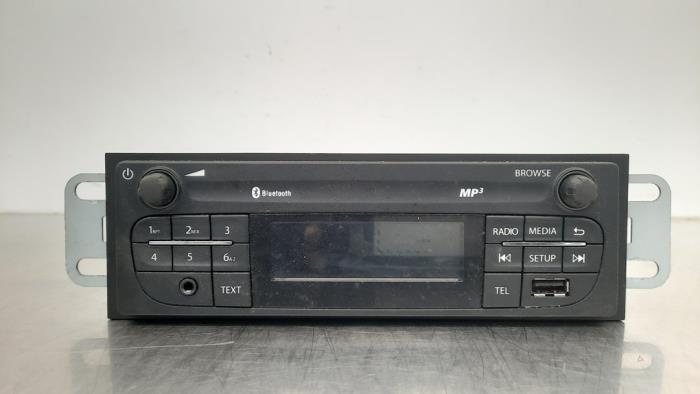 Radio module Nissan NV300