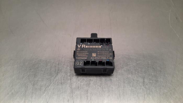 Module verrouillage central des portes Mercedes CLA