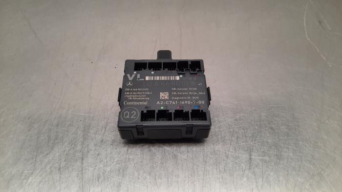 Module verrouillage central des portes Mercedes CLA