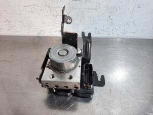 Gebruikte ABS Pomp Dacia Logan MCV III/Sandero Wagon (SD07) 0.9 TCe 90 12V Prijs € 133,10 Inclusief btw aangeboden door Autohandel Didier