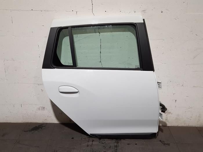 Drzwi prawe tylne wersja 4-drzwiowa Dacia Logan