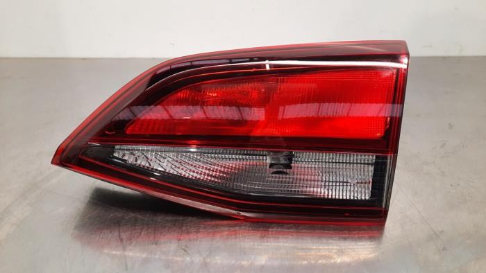 Luz trasera derecha Opel Astra