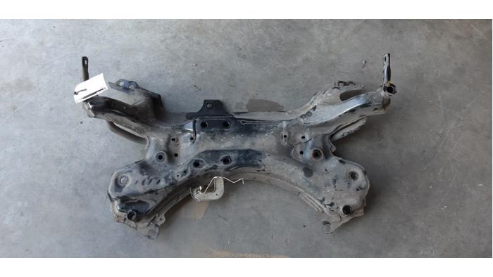 Subframe Lexus CT 200h