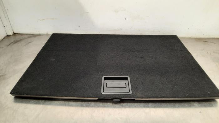 Coffre tapis Lexus CT 200h