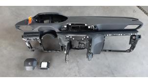 Gebruikte Airbag set + dashboard Peugeot 3008 II (M4/MC/MJ/MR) 1.5 BlueHDi 130 Prijs € 1.633,50 Inclusief btw aangeboden door Autohandel Didier