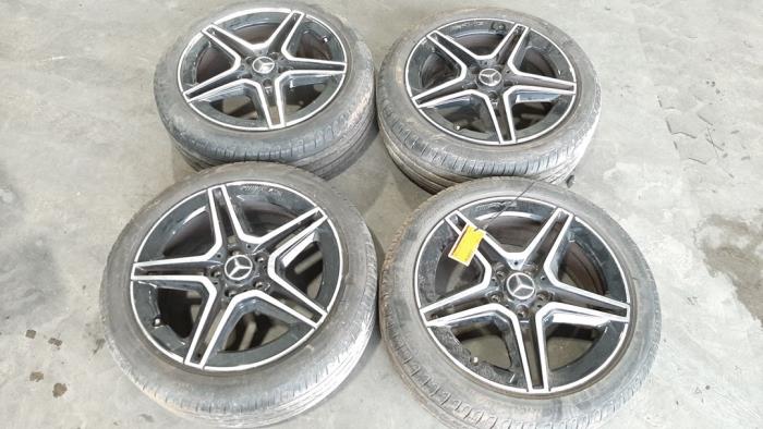 Set of wheels + tyres Mercedes B-Klasse