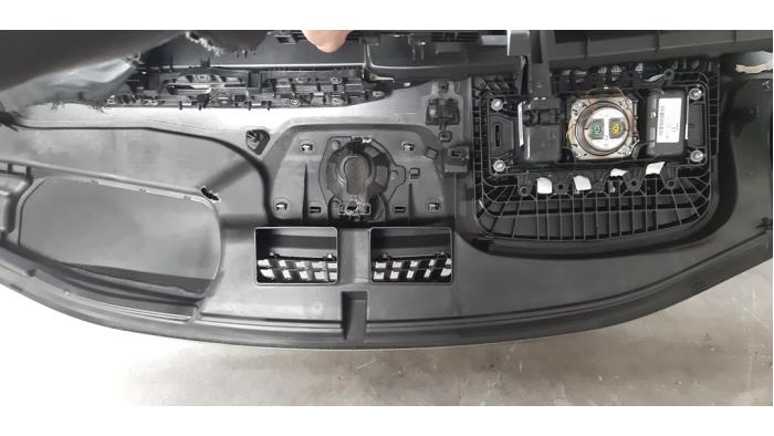 Dashboard van een Mercedes-Benz A (177.0) 1.5 A-180d 2019