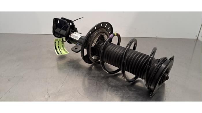 Amortisseur avant droit Opel Corsa