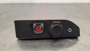 Gebruikte 12 Volt aansluiting Citroen Jumpy 1.6 Blue HDi 115 Prijs € 30,25 Inclusief btw aangeboden door Autohandel Didier