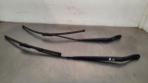 Gebruikte Ruitenwisserarm set Citroen Jumpy 2.0 Blue HDI 145 Prijs € 36,30 Inclusief btw aangeboden door Autohandel Didier