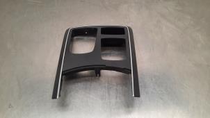 Gebruikte Middenconsoles Mercedes GLE Coupe (C292) 350d 3.0 V6 24V BlueTEC 4-Matic Prijs € 54,45 Inclusief btw aangeboden door Autohandel Didier