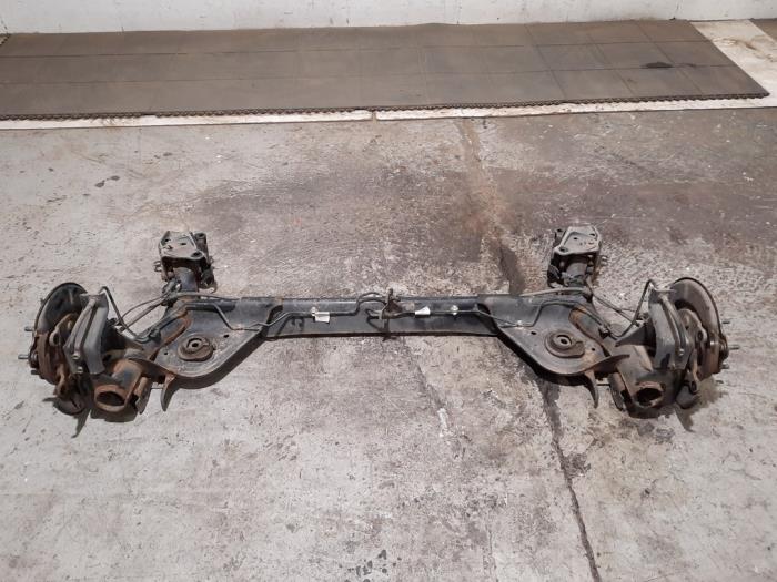 Rear-wheel drive axle Nissan Juke