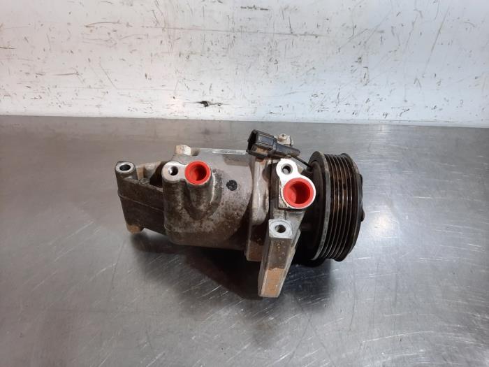 Air conditioning pump Nissan Juke