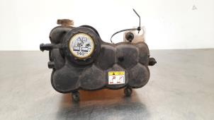 Gebruikte Expansievat Jaguar F-Pace 2.0 D 180 16V AWD Prijs € 30,25 Inclusief btw aangeboden door Autohandel Didier