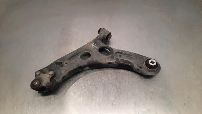 Front wishbone, right Peugeot 208