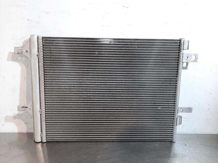 Airco Condensor van een Peugeot 308 SW (L4/L9/LC/LJ/LR) 1.5 BlueHDi 130 2019