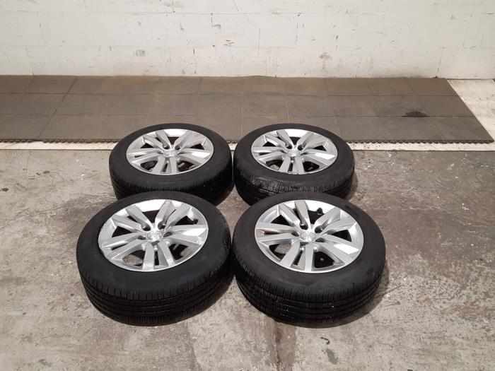 Set of wheels + winter tyres Peugeot 308