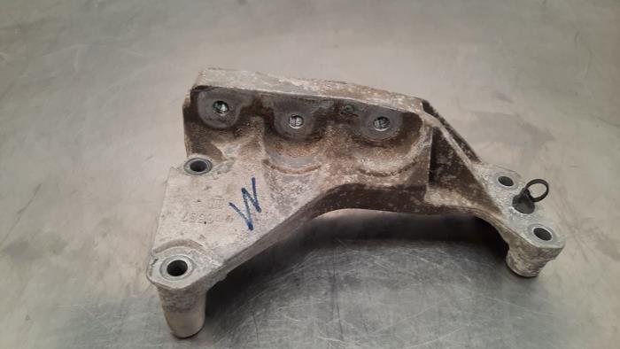 Support moteur Opel Astra