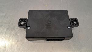 Gebruikte Module keyless vehicle Jaguar E-Pace 2.0 D 180 16V AWD Prijs € 96,80 Inclusief btw aangeboden door Autohandel Didier