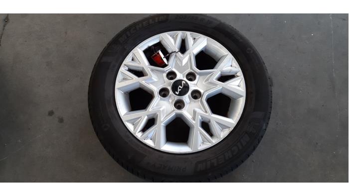 Wheel + tyre Kia Cee&#039;d Sportswagon
