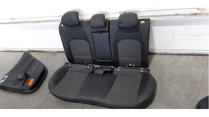 Bekleding Set (compleet) van een Kia Ceed Sportswagon (CDF) 1.0i T-GDi 12V 2022