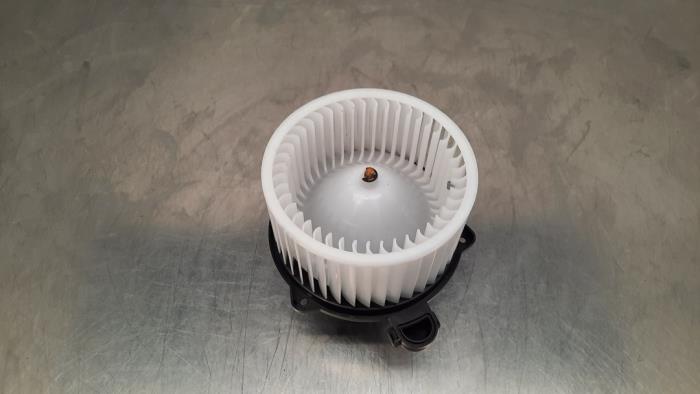 Heating and ventilation fan motor Kia Pro Cee&#039;d